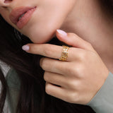 Anel flores banhado a ouro