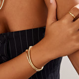 Pulseira delicada banhada a ouro