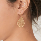 Pendentes banhados a ouro