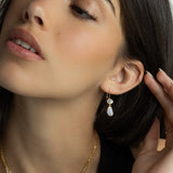 Pendentes banhados a ouro com opalite branco