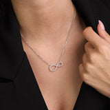 Fio com pendente infinito em prata com zircónia