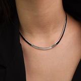 Colar choker em prata 925