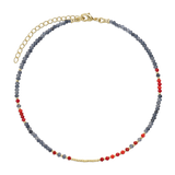 Colar choker banhado a ouro com cristais vermelhos e jadeíte azul