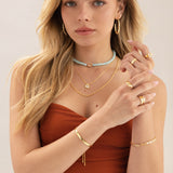 Colar choker banhado a ouro com zircónia e vidro cristal