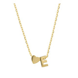 Fio com pendente "E" e coração banhado a ouro