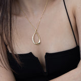 Fio com pendente banhado a ouro com zircónia
