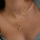 Fio com pendente banhado a ouro com zircónias