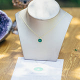 Fio com pendente banhado a ouro com Aventurina - Sorte e Prosperidade