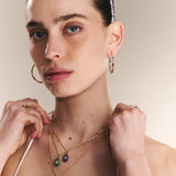 Colar banhado a ouro com pendente oval de quartzo verde e zircónia rosa