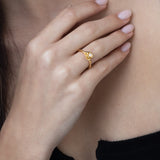 Anel flor banhado a ouro com zircónia