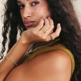 Anel banhado a ouro com cristais castanhos