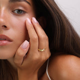 Anel banhado a ouro com zircónia