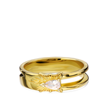 Anel delicado banhado a ouro com zircónia transparente
